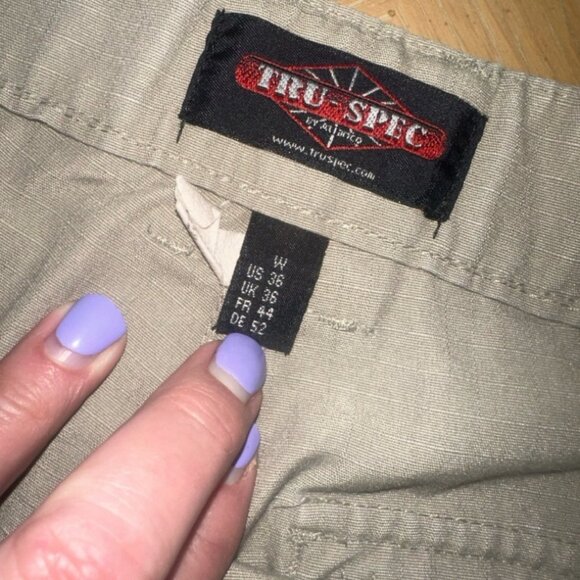 Tactical shorts 36 khaki TRU-SPEC EUC - Picture 4 of 5